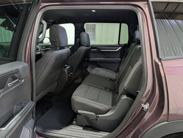 used 2025 GMC Acadia car, priced at $36,998