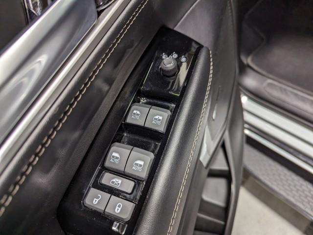 used 2024 Jeep Wagoneer L car, priced at $55,998