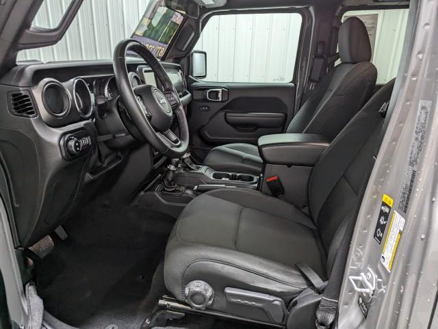 used 2021 Jeep Gladiator car, priced at $32,498