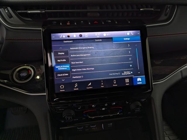 used 2022 Jeep Grand Cherokee car, priced at $37,498
