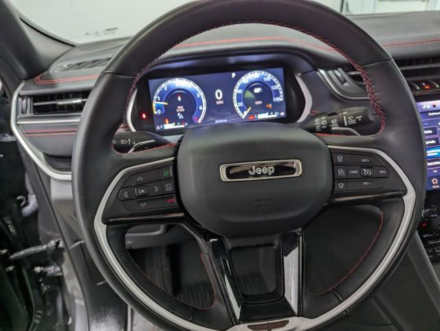 used 2022 Jeep Grand Cherokee car, priced at $37,498