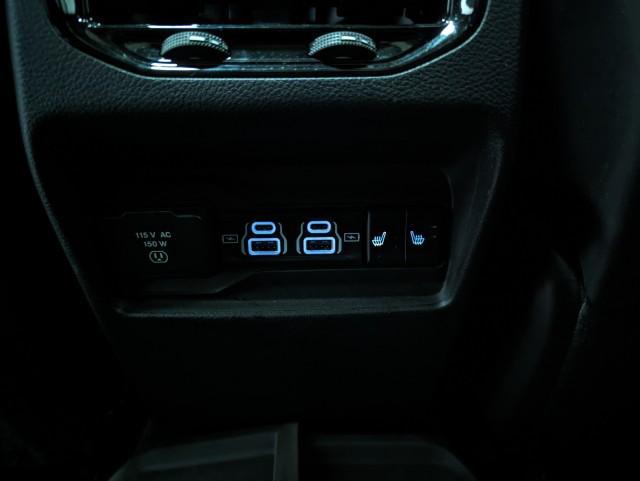 used 2022 Jeep Grand Cherokee car, priced at $37,498