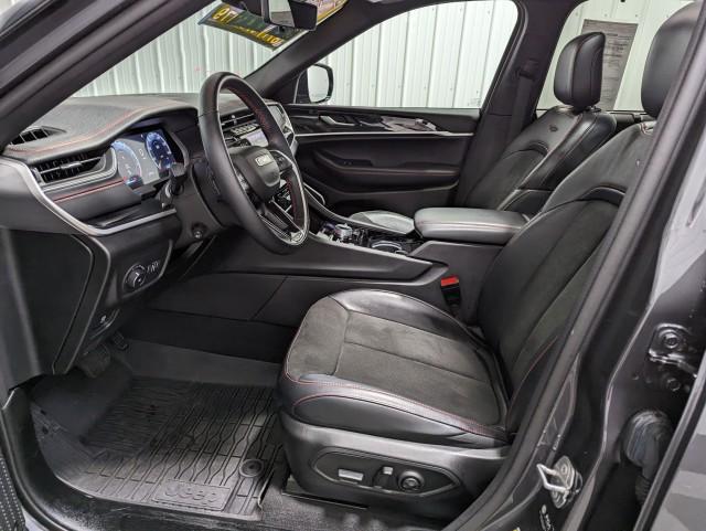 used 2022 Jeep Grand Cherokee car, priced at $37,498