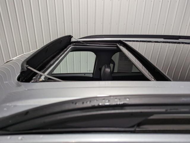 used 2022 Ford Explorer car, priced at $32,998
