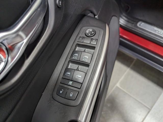 used 2021 Jeep Cherokee car, priced at $26,998