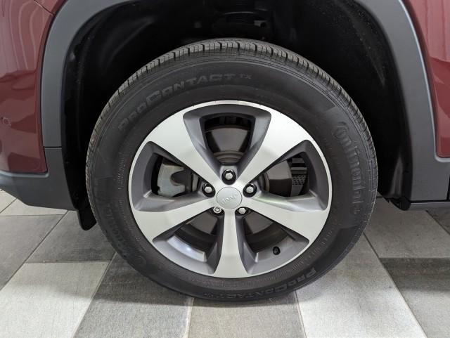 used 2021 Jeep Cherokee car, priced at $26,998