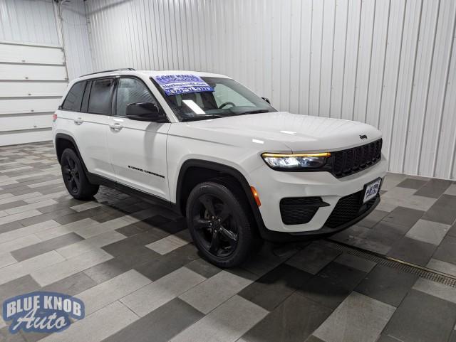 used 2023 Jeep Grand Cherokee car, priced at $34,498