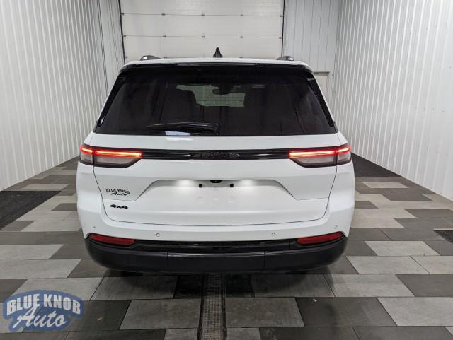 used 2023 Jeep Grand Cherokee car, priced at $34,498