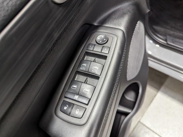 used 2022 Jeep Grand Cherokee car, priced at $29,498