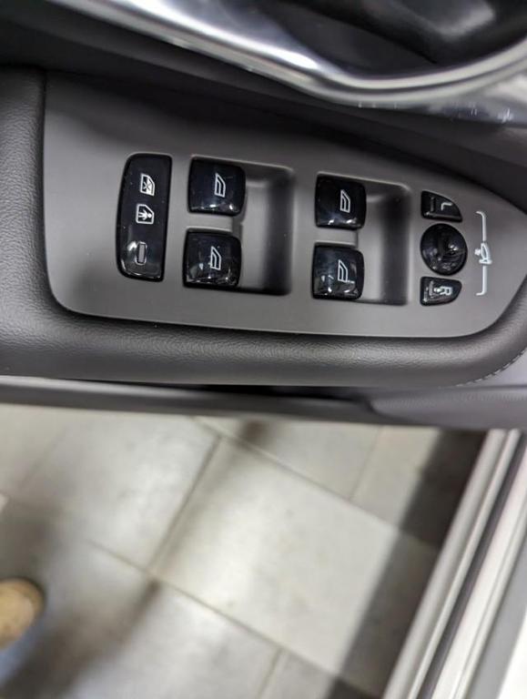 used 2025 Volvo XC90 car, priced at $51,498
