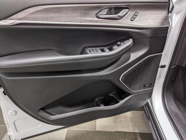 used 2023 Jeep Grand Cherokee 4xe car, priced at $33,498
