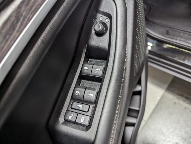 used 2024 Jeep Grand Cherokee car, priced at $37,498