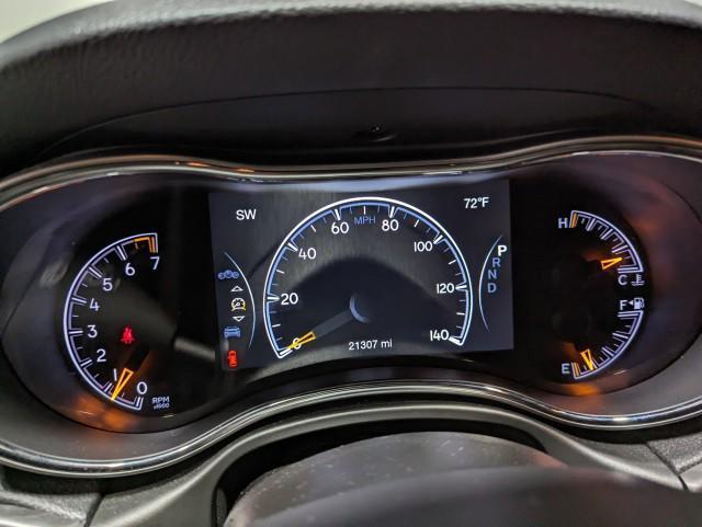 used 2022 Jeep Grand Cherokee car, priced at $31,498