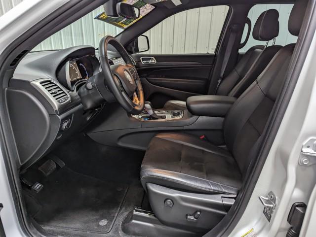 used 2022 Jeep Grand Cherokee car, priced at $31,498