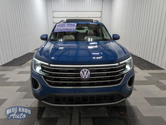 used 2025 Volkswagen Atlas car, priced at $37,498
