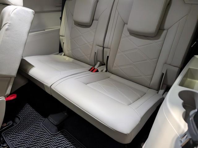 used 2025 Volkswagen Atlas car, priced at $37,498