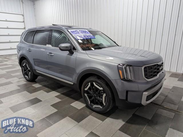 used 2025 Kia Telluride car, priced at $39,998