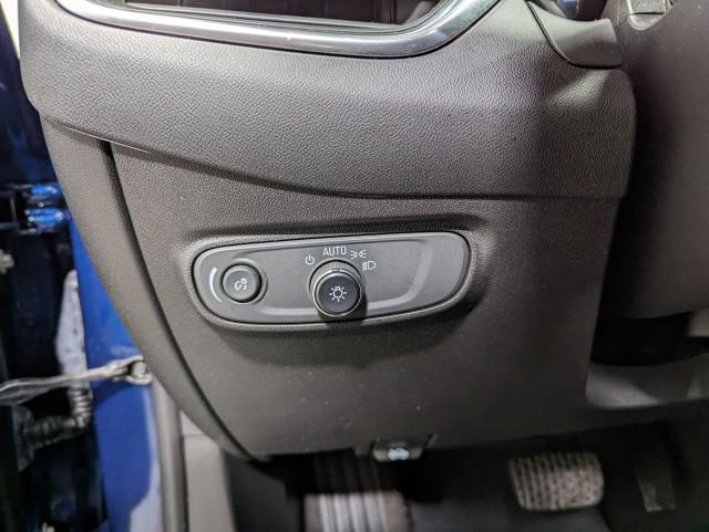 used 2022 Chevrolet Equinox car, priced at $22,498