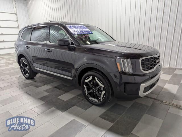 used 2025 Kia Telluride car, priced at $37,998