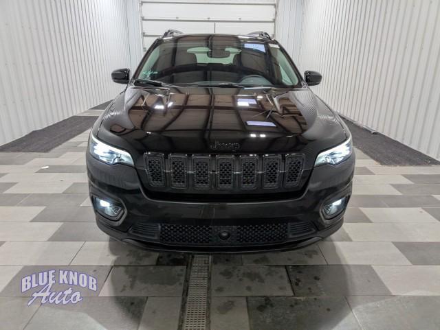 used 2023 Jeep Cherokee car, priced at $27,498