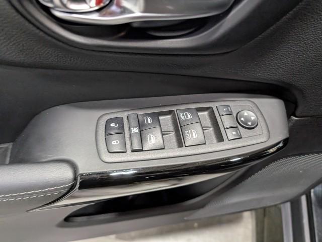 used 2023 Jeep Cherokee car, priced at $27,498