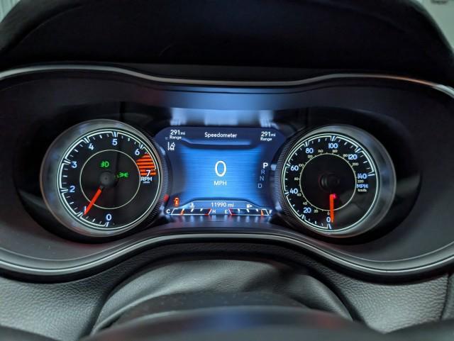 used 2023 Jeep Cherokee car, priced at $27,498