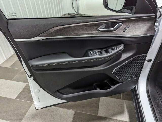 used 2023 Jeep Grand Cherokee 4xe car, priced at $32,998