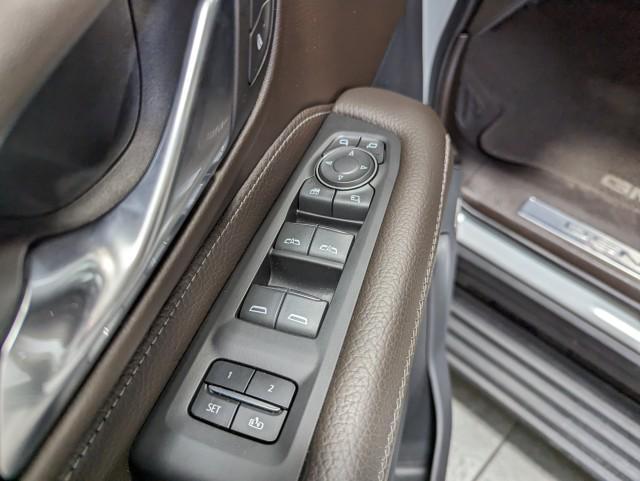 used 2024 GMC Yukon XL car, priced at $75,998