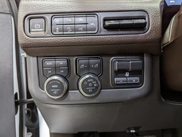 used 2024 GMC Yukon XL car, priced at $75,998