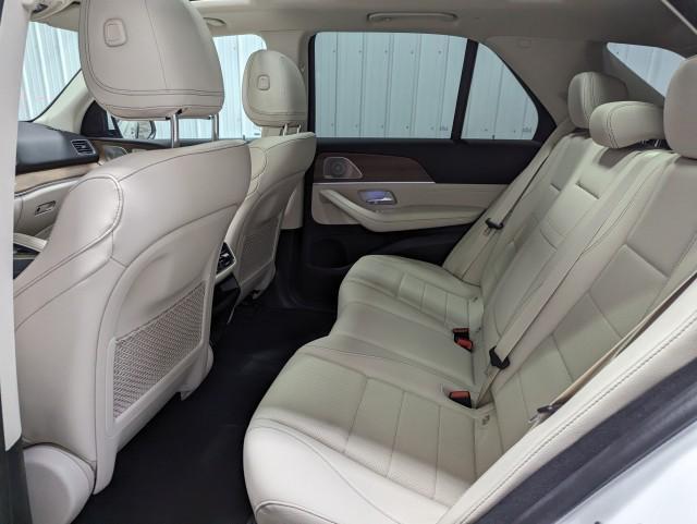used 2024 Mercedes-Benz GLE 450 car, priced at $67,998