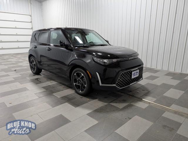 used 2025 Kia Soul car, priced at $23,998