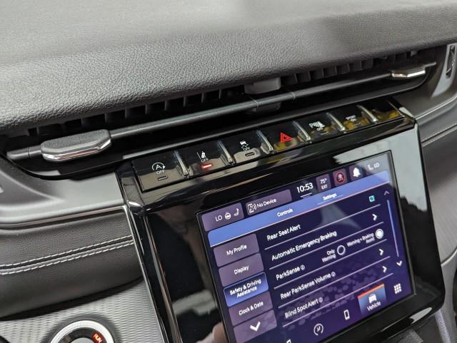 used 2023 Jeep Grand Cherokee car, priced at $34,498