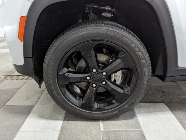 used 2023 Jeep Grand Cherokee car, priced at $34,498
