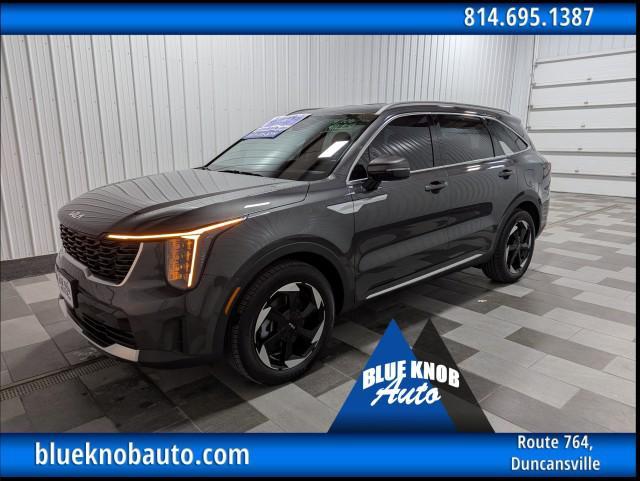 used 2025 Kia Sorento Plug-In Hybrid car, priced at $38,498