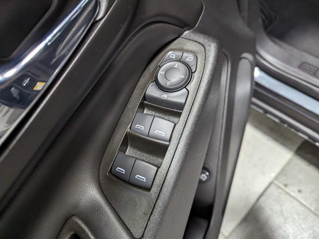 used 2023 Chevrolet Equinox car, priced at $23,998
