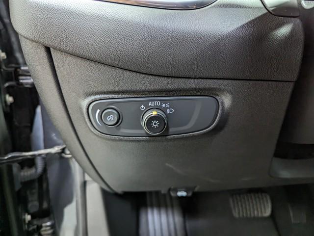 used 2023 Chevrolet Equinox car, priced at $23,998