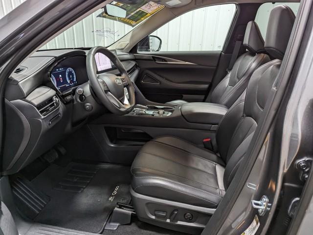 used 2025 INFINITI QX60 car, priced at $46,498