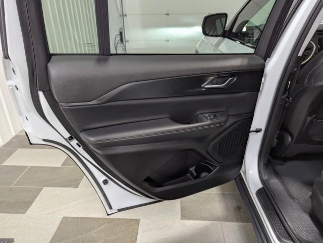 used 2023 Jeep Grand Cherokee L car, priced at $30,498