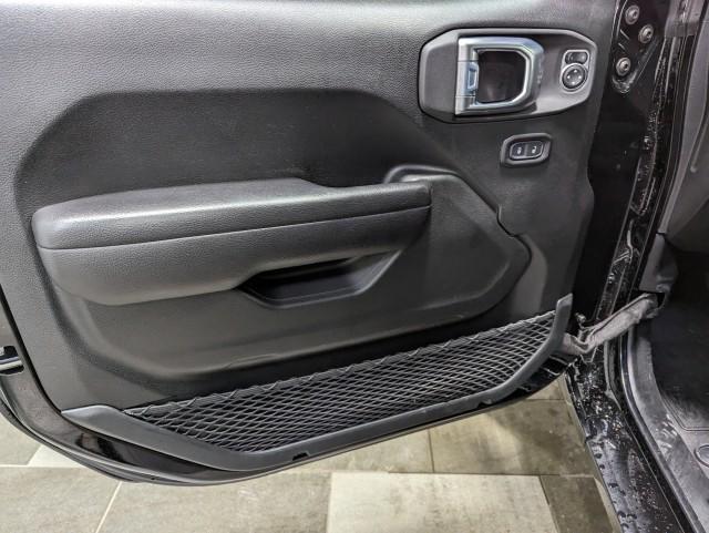 used 2021 Jeep Wrangler Unlimited car, priced at $31,498