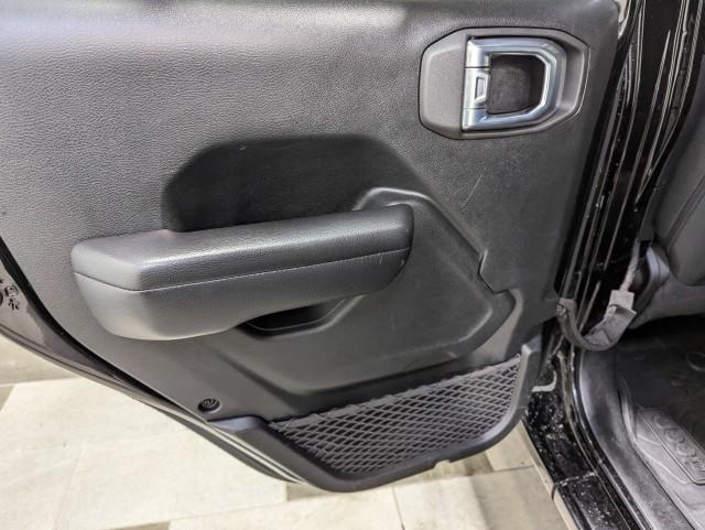 used 2021 Jeep Wrangler Unlimited car, priced at $31,498