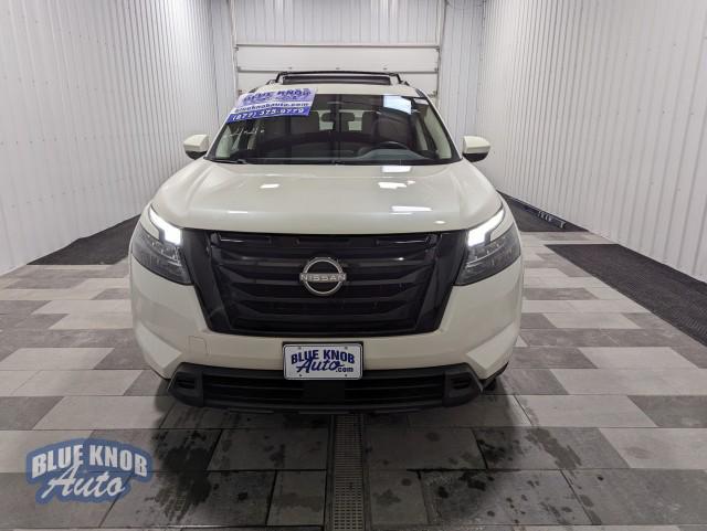 used 2023 Nissan Pathfinder car, priced at $32,998