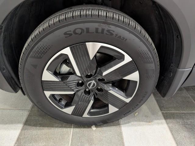 used 2025 Nissan Kicks car, priced at $22,998