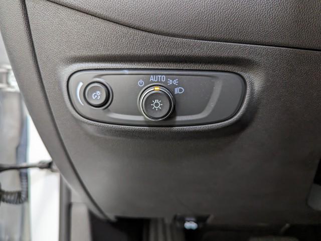 used 2024 Chevrolet Equinox car, priced at $29,498