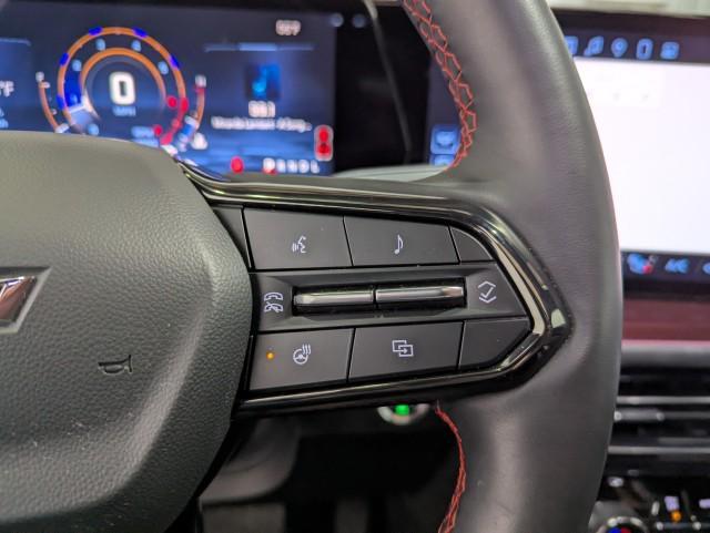 used 2024 Chevrolet Traverse car, priced at $50,498