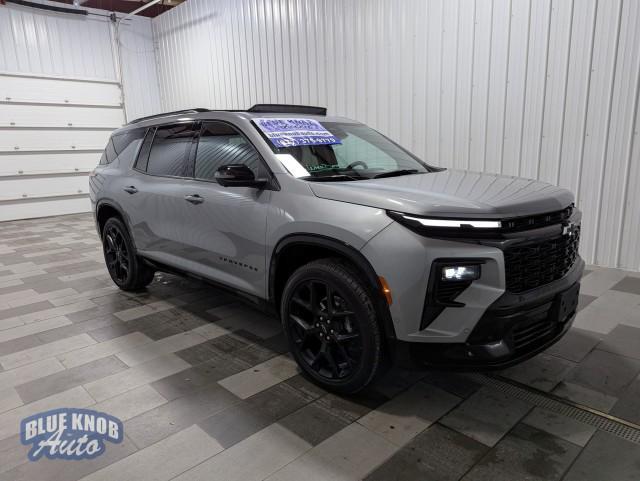 used 2024 Chevrolet Traverse car, priced at $50,498