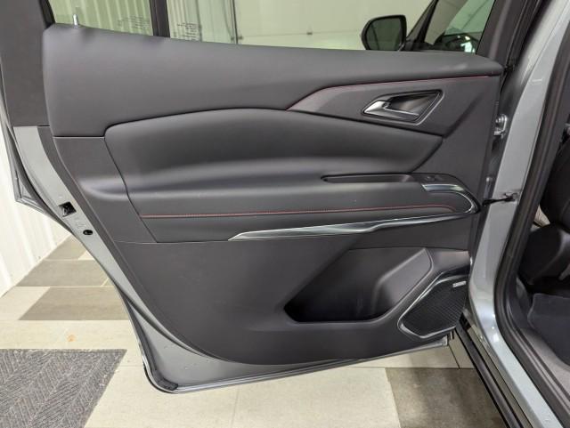 used 2024 Chevrolet Traverse car, priced at $50,498