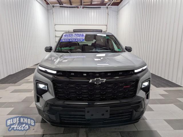 used 2024 Chevrolet Traverse car, priced at $50,498