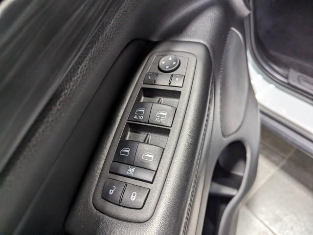 used 2021 Jeep Grand Cherokee car, priced at $25,498