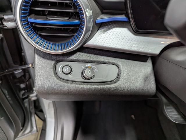 used 2025 Chevrolet Trax car, priced at $24,498