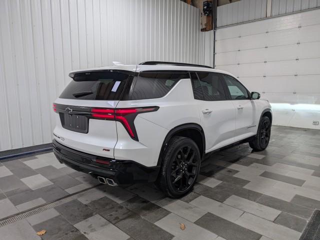 used 2024 Chevrolet Traverse car, priced at $50,998